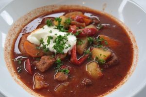 Ungarisch Gulasch Kochen